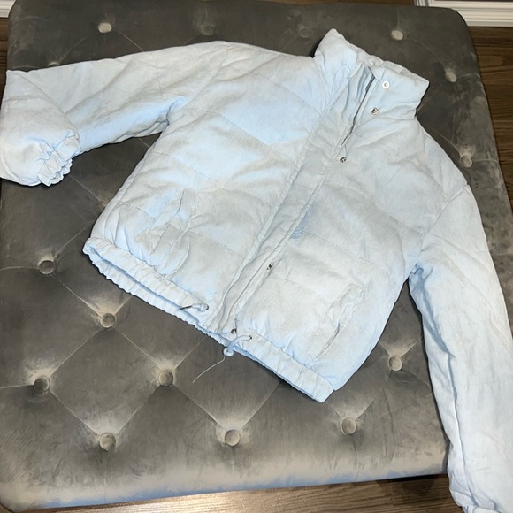 Baby blue puffer - Picture 2 of 3